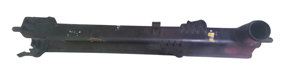 Tanque Radiador Derecho I25 Mecanico Kj-21148 16205 Pa66-Gf30