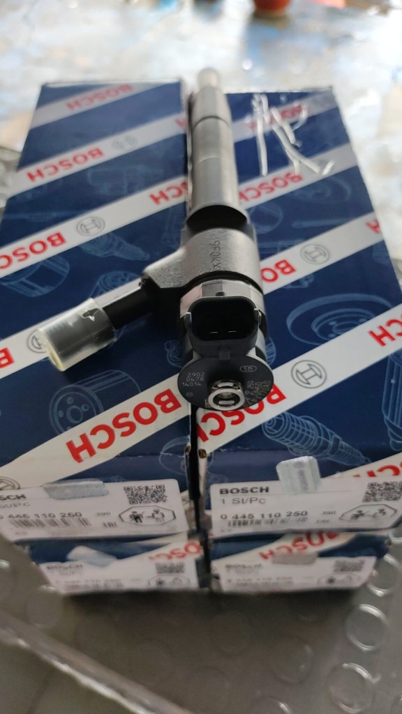 INYECTOR MAZDA BT50 DIESEL 2.5 INY 1005 1 BOSCH 