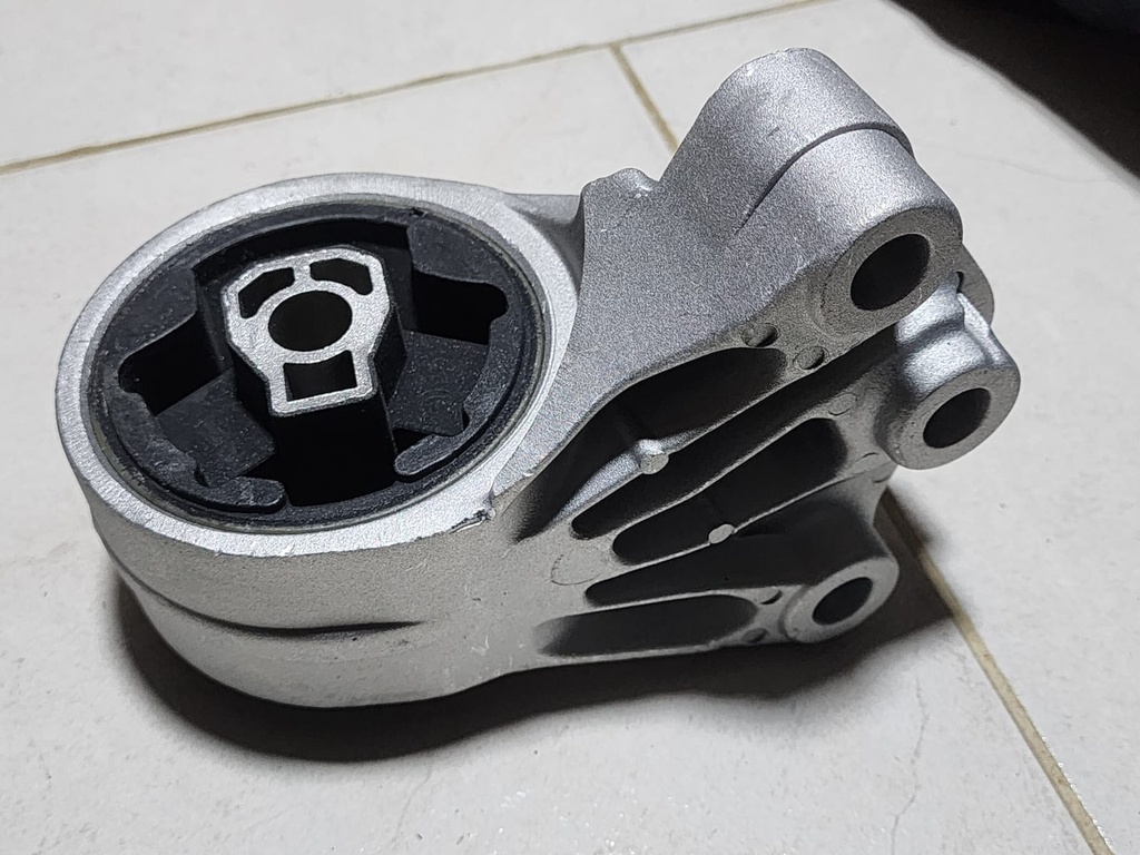  SOPORTE MOTOR TRASERO CAPTIVA 2.4 3.0 MARCA IMPALL