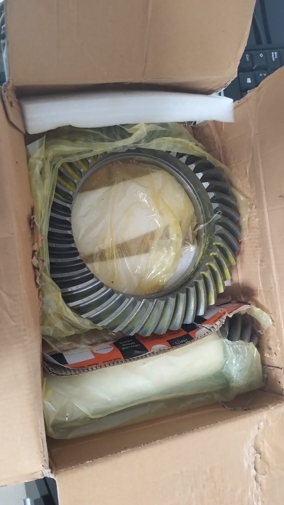 [80147] Speed Y Corona Mahindra  Scorpio-Pickup 9 X 41 Original